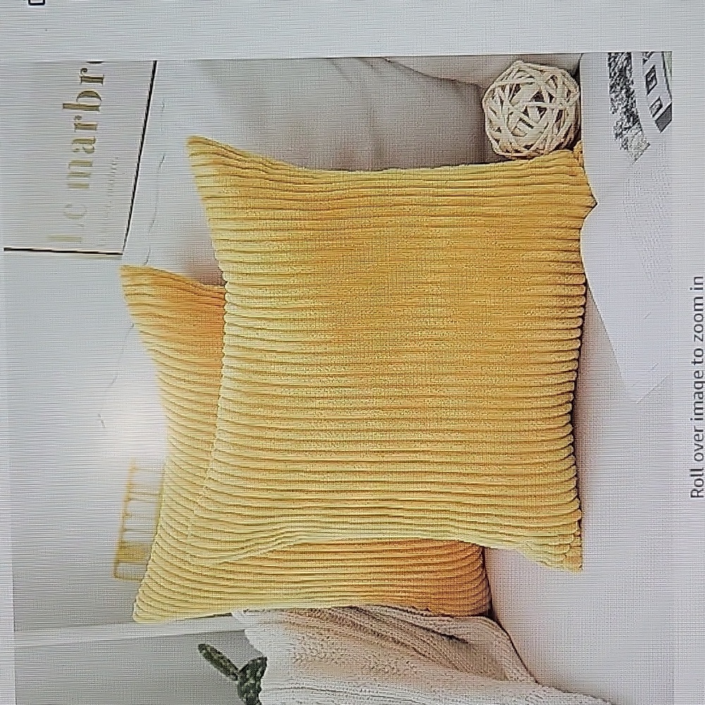 Home Brilliant Throw Pillow covers. 18" x 18" Set of 2 NIP